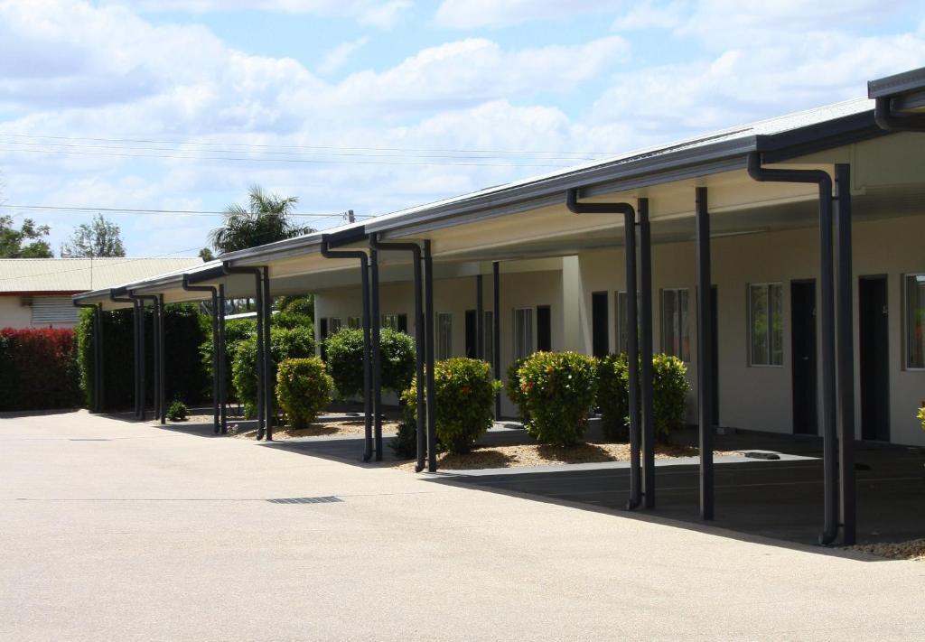 Blackwater Motor Inn Екстериор снимка