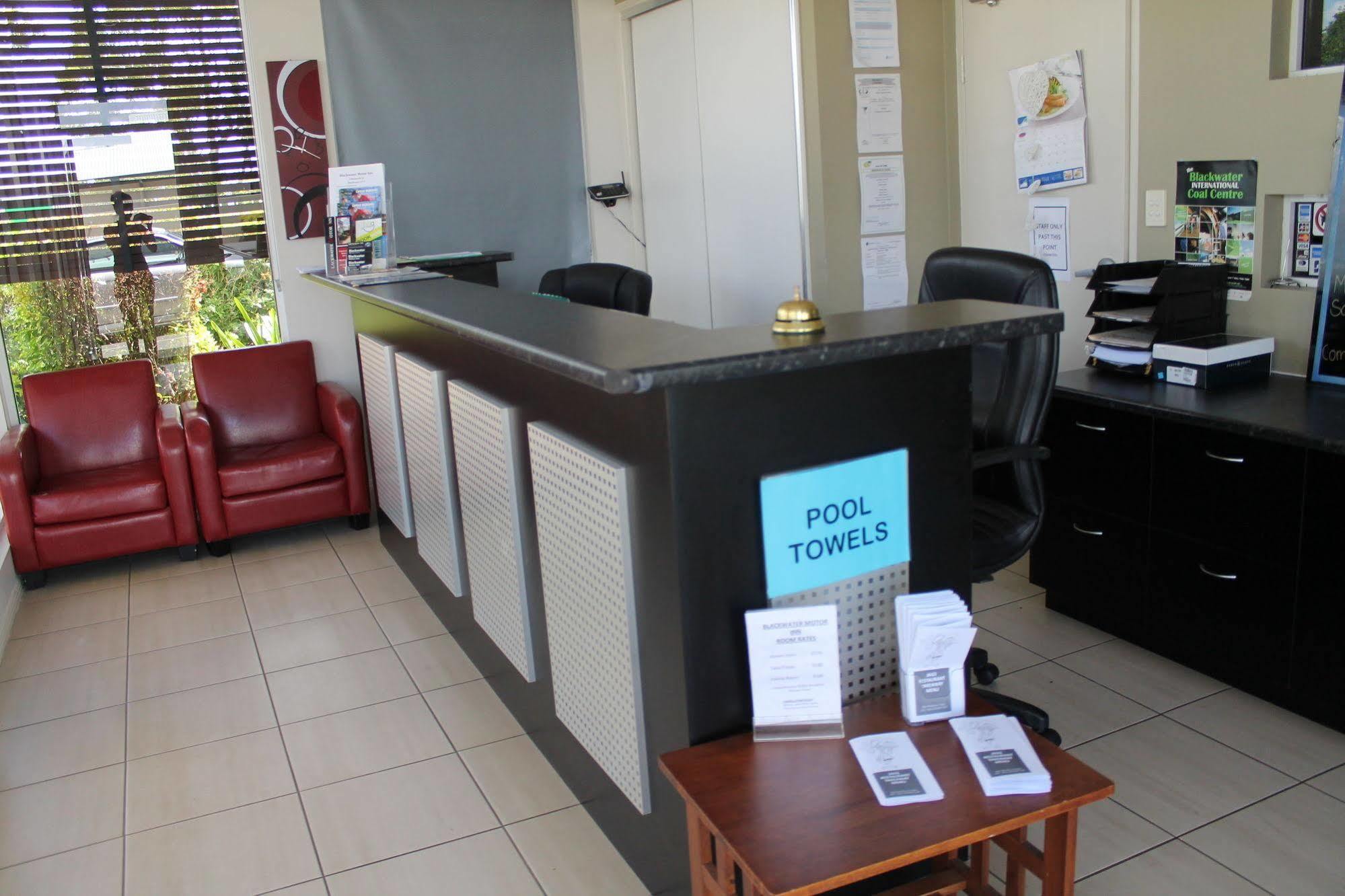 Blackwater Motor Inn Екстериор снимка